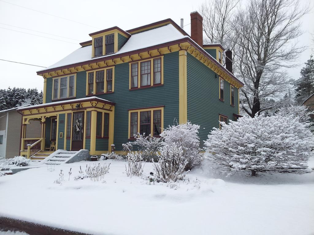 The Spaniards Room Heritage Home Spaniards Bay Luaran gambar